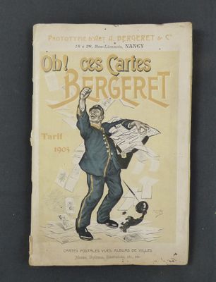 un vieux livre sur lequel figure le dessin d'un homme tenant un chien dans ses bras