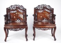 Paire de fauteuils XIXème Chine du Sud en bois exotique ajou…