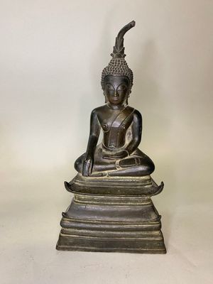 Laos, XVII-XVIIIe siècle Sujet bronze, représentant le Boudd…