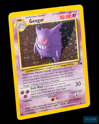 une carte Pokémon sur laquelle figure un Pokémon violet