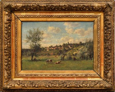une peinture à l'huile représentant des vaches paissant dans un champ, avec un village en arrière-plan