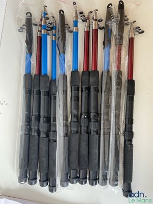 Lot de 11 cannes à pêche télescopiques - Neuf - - TVA Récupé…