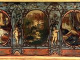 une image d'un tableau représentant un groupe de personnes sur un mur