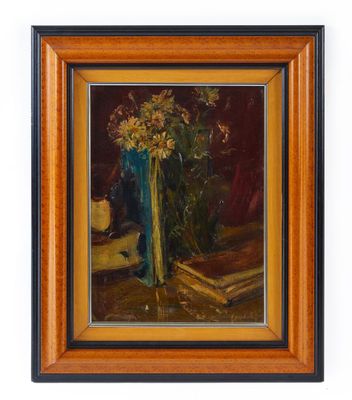 tableau représentant un vase de fleurs posé sur une table à côté d'une chaise
