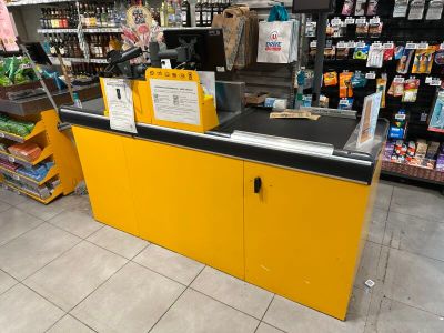 2 importantes caisses de marque HP comprenant :