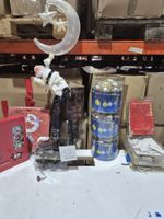 Lot composé de 16 articles de décoration pour Noël et les fê…