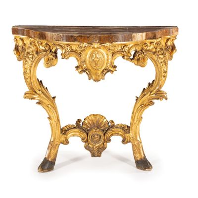 Console EN Bois SculptÉ ET DorÉ, Xviiie SIÈCle