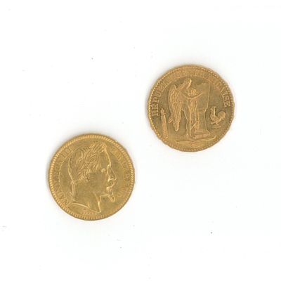 deux pièces d'or portant l'image d'un homme et d'une femme