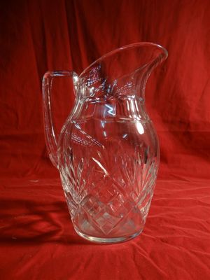 Saint Louis : un pichet en cristal ciselé à large col, haute… - Photo 1