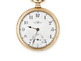 une image d'une montre à gousset en or sur fond blanc