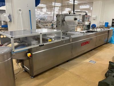 une image d'une machine dans une usine