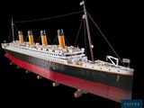 une image représentant la maquette d'un grand navire