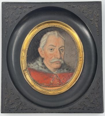 portrait d'un homme vêtu d'un manteau rouge à col de fourrure