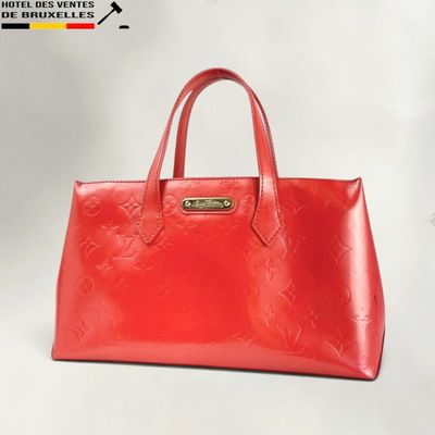louis vu vu red leather tote bag with gold hardware