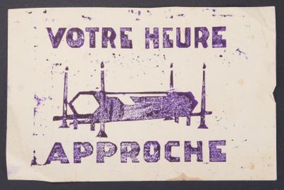 un autocollant sur lequel figure l'image d'un avion