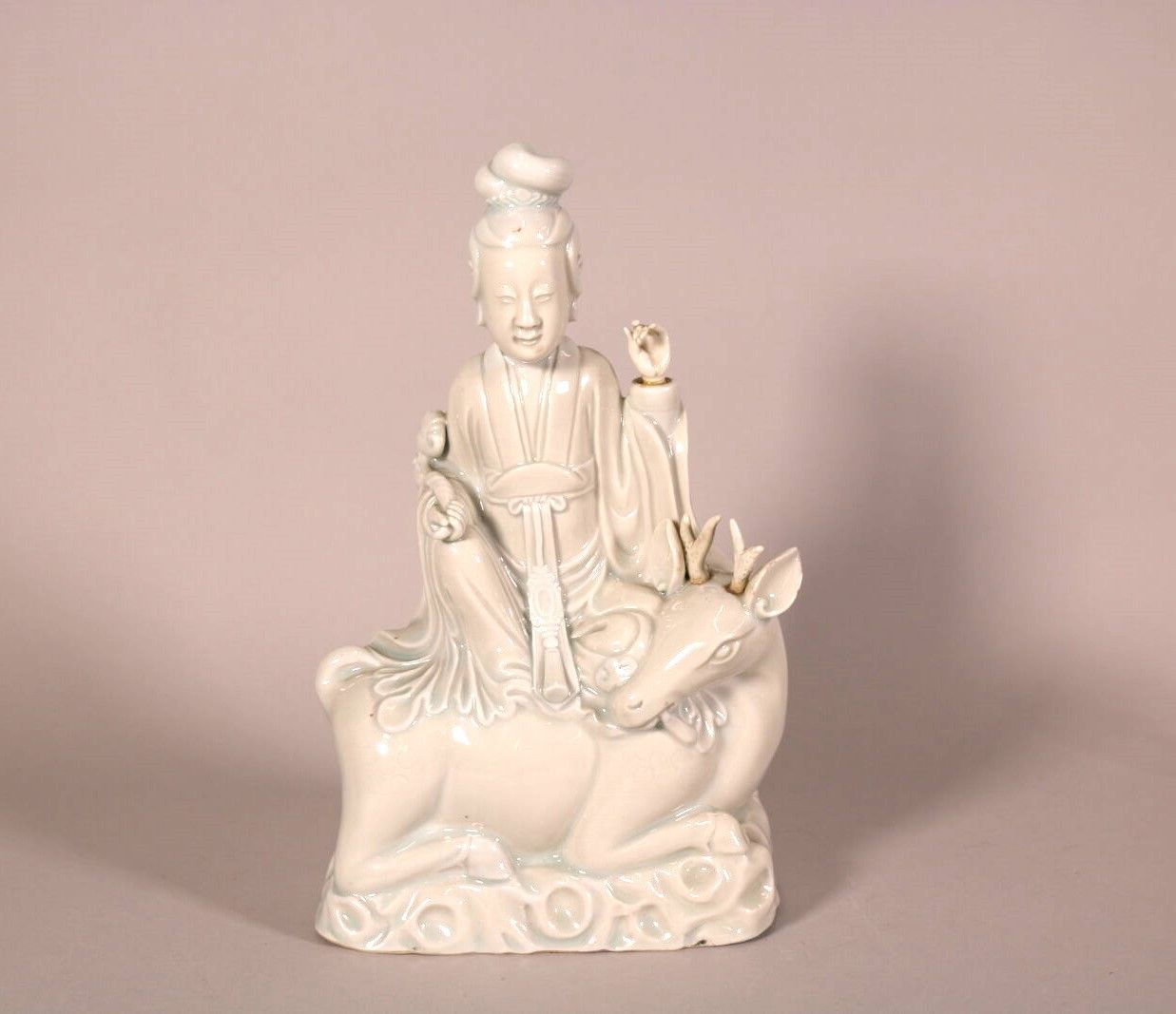 Objets d'art & Curiosités