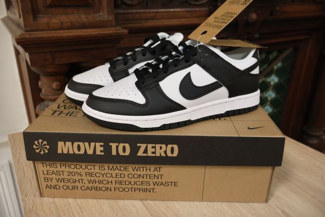 NIKE – Paire de basquets DUNK LOW NEXT NATURE. Taille : 39. Neuf....