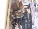 une photo d'un livre sur laquelle figurent un homme et une femme