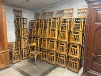 Lot de 52 chaises bistrot style "Baumann" en bois et placage…
