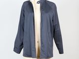 veste de femme sur un mannequin mannequin mannequin mannequin mannequin mannequin mannequin mannequin mannequin mann