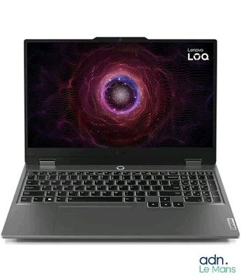 l'ordinateur portable est ouvert sur une surface blanche avec un fond noir