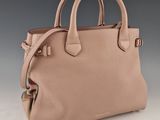 the small banner bag in pebbled leather