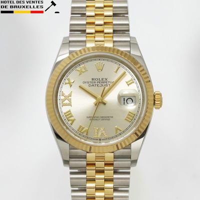 une photo d'une montre Rolex dont le cadran comporte des chiffres romains