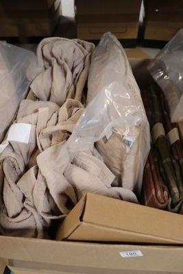 lot de linge, coussin, pieds de lit, neuf, rideaux