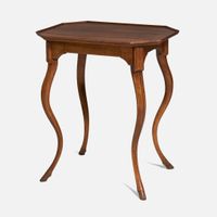 TABLE EN CABARET, TRAVAIL RÉGIONAL D'ÉPOQUE LOUIS XV