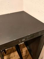 UNE TABLE MANGE DEBOUT NOIRE SUR ROULETTES DIMENSION 277 X 6… (photo 4)