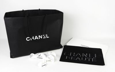 sac cabas noir Chanel