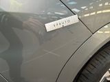 a sticker on the side of a car that says vputo