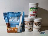 quatre sortes de glaces différentes et un sachet de glace