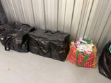 many bags that are lined up next to each other