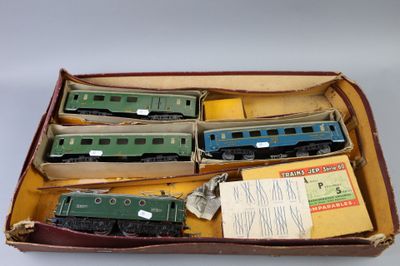 JEP « O » : Rame électrique avec motrice BB 8101 SNCF verte … - Photo 1