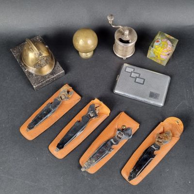 a lot of items that are sitting on a table