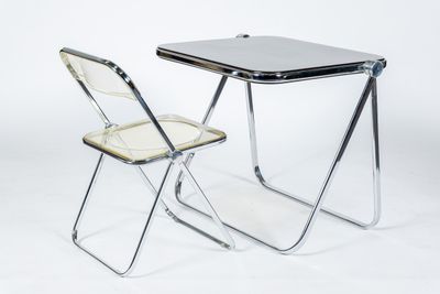 PLIA. PLATONE : Table et chaise pliantes. - Photo 1