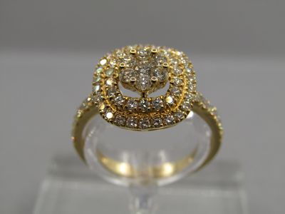 Bague en or 18K 750/1000 poinçon tête d'aigle, ornée de diam…