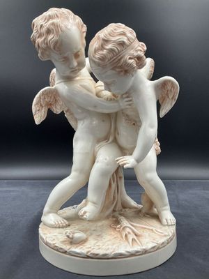 Sculpture en céramique d’après Pigalle, représentant les deu…