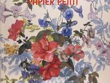 la couverture d'un livre sur laquelle figure un bouquet de fleurs