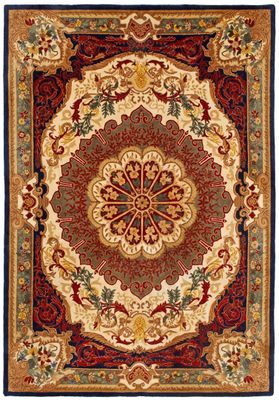 un tapis orné d'un motif en médaillon au centre