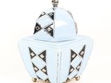 an image of a blue and white box with a lid