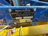 a sign on the back of a tractor that says remorques