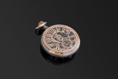 Régulateur entièrement squelette en acier poli. D.62mm. A ré…