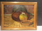 un tableau représentant une pomme et un bol posés sur une table