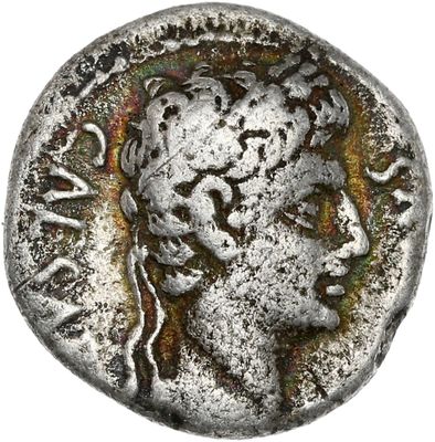 pièce de monnaie en argent portant l'image d'une tête d'homme