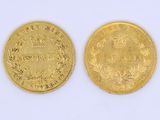 deux pièces d'or, l'une ornée d'une couronne et l'autre d'une couronne