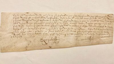 une feuille de papier sur laquelle on peut écrire, posée sur une table