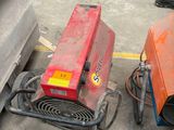 many different types of tools that are on the ground