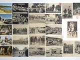 de nombreuses vieilles photos de personnes faisant du vélo sur la plage